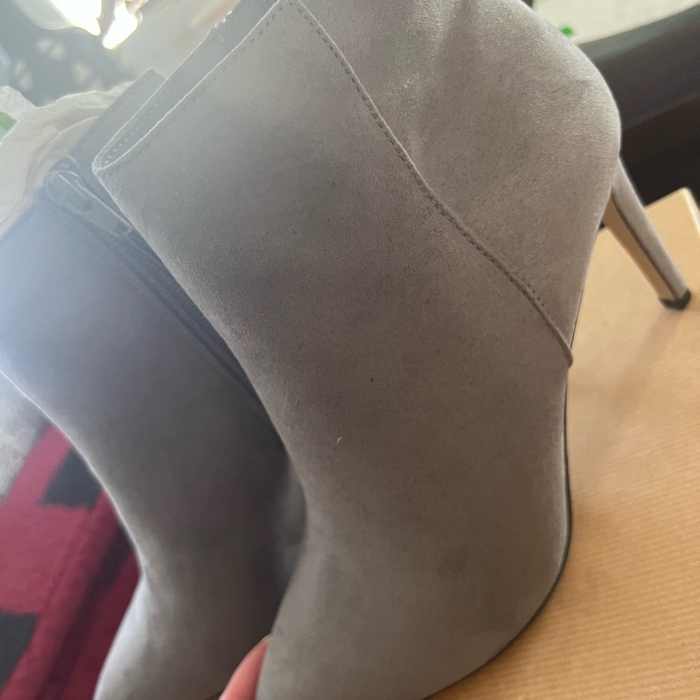 Heels boots